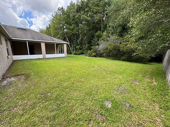 4th image of 8854 Oxfordshire Dr