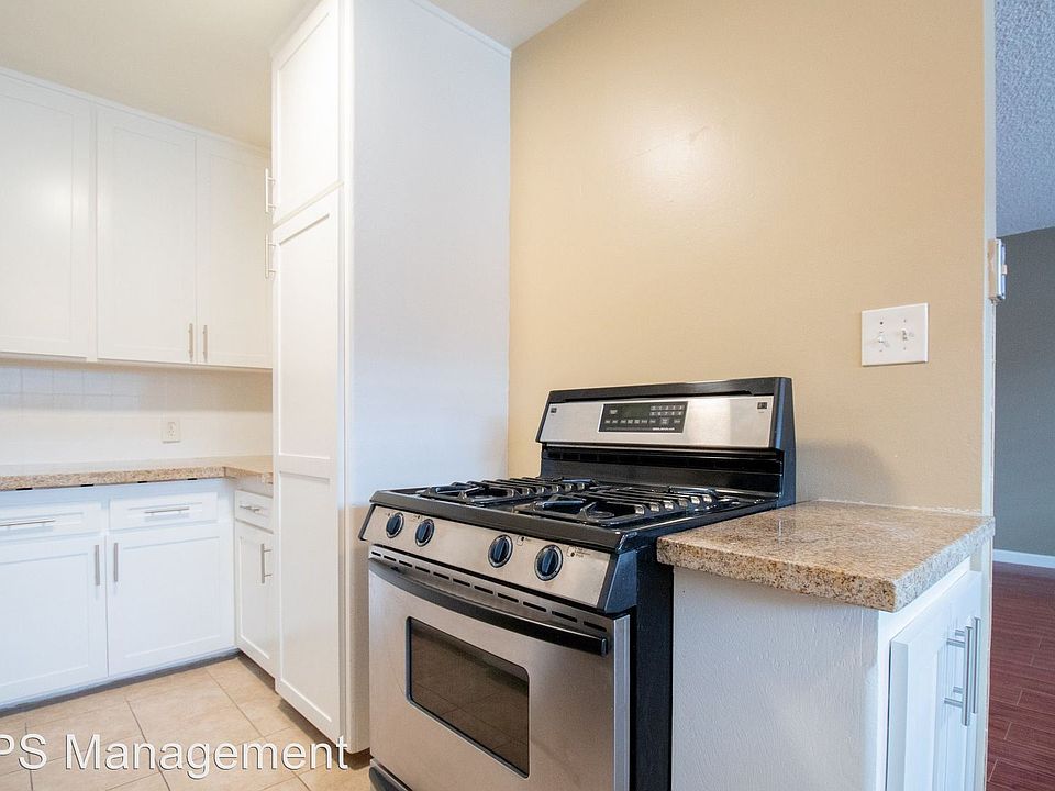 1st image of 517 Venice Way APT H