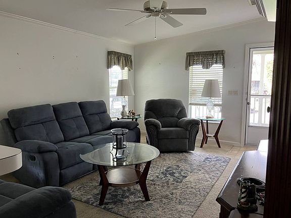 4th image of 3220 Antiqua Rd #300