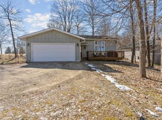 1800 Darby Ln, Davis, IL 61019