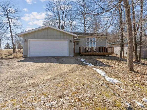 1800 Darby Ln, Davis, IL 61019