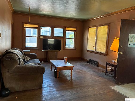 2nd image of 3112 N 47th Ave