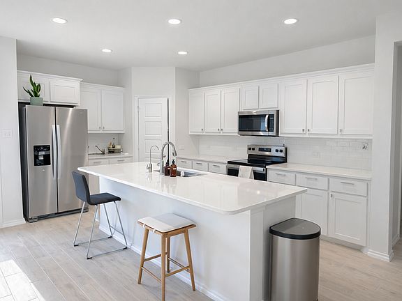 Kitchen 1