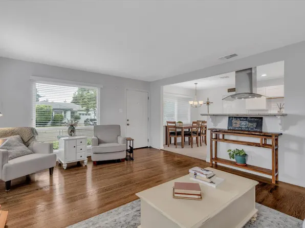 1048 Western Avenue, Vallejo, CA 94591