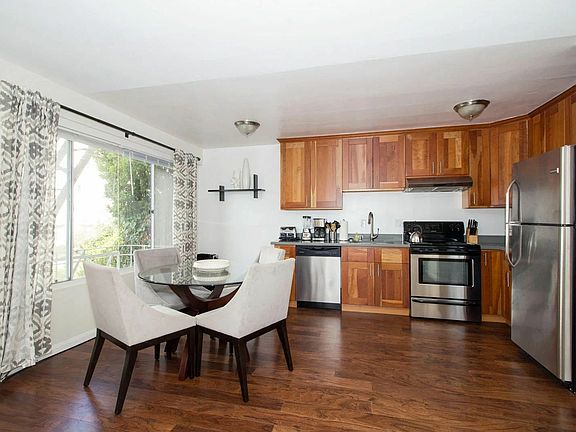 3rd image of 1357 Lombard St #201