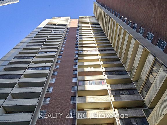 4th image of 5 Massey Sq #2103