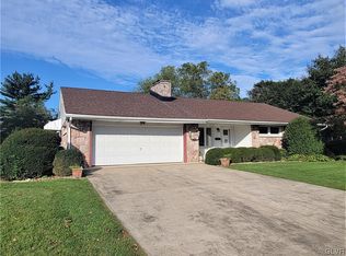 3033 S 4th St, Whitehall, PA 18052