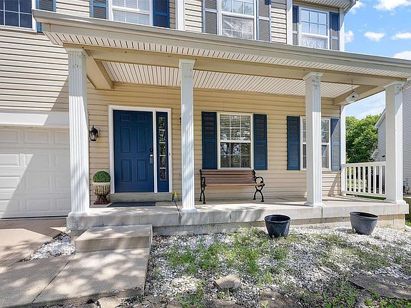 2nd image of 509 Meadow Glen Ct
