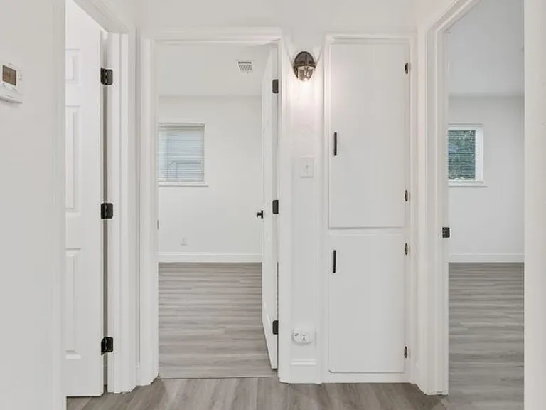 1406 W Roosevelt Ave — Photo 19