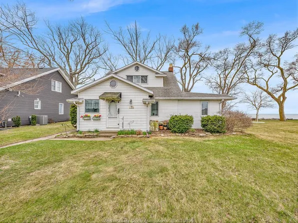 278 Robson Rd, Leamington, ON N8H 5R4