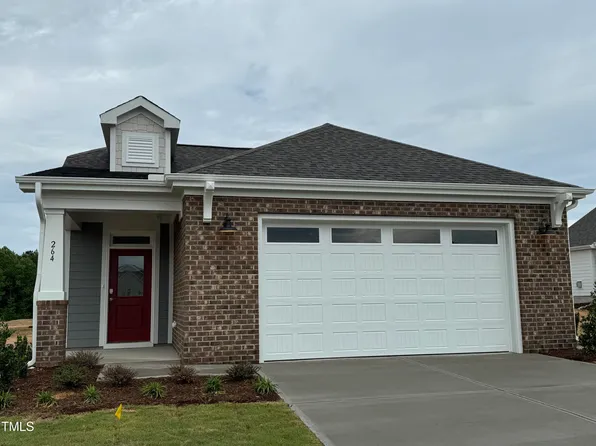 264 Village Walk Dr, Clayton, NC 27527