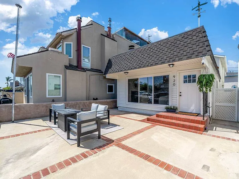 920 W Balboa Blvd #920 — Photo 21