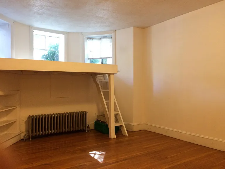 289 Newbury St #1 — Photo 11