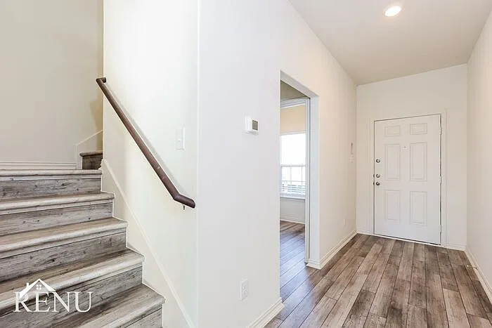 2826 Tybee Crk — Photo 8