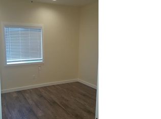 257 W 82nd St, Los Angeles, CA 90003