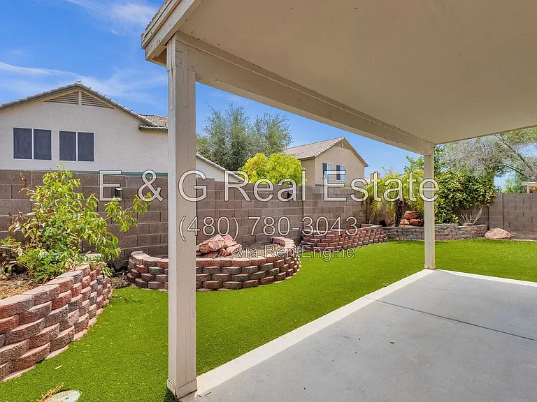 3261 W Ross Dr — Photo 32