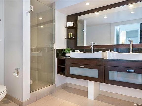 5th image of 2333 Kapiolani Blvd APT 917