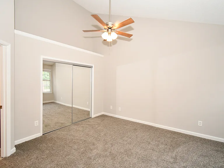 1101 Sandy Lane Dr — Photo 27