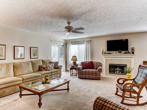 2nd image of 4451 N Shore Dr
