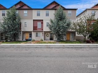 8695 W Pine Valley Ln, Boise, ID 83709