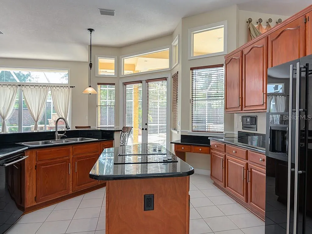 7407 Park Springs Circle - 1 — Photo 3