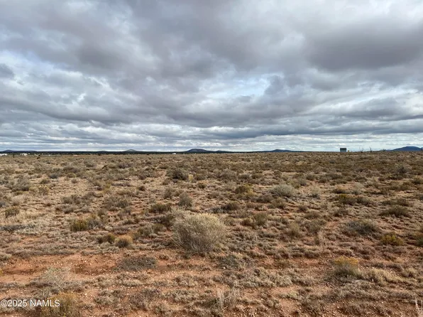 1059 S Laguna Dr, Williams, AZ 86046