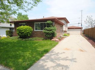16531 Craig Dr, Oak Forest, IL 60452