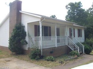 77 Fallen Tree Ln, Ararat, VA 24053