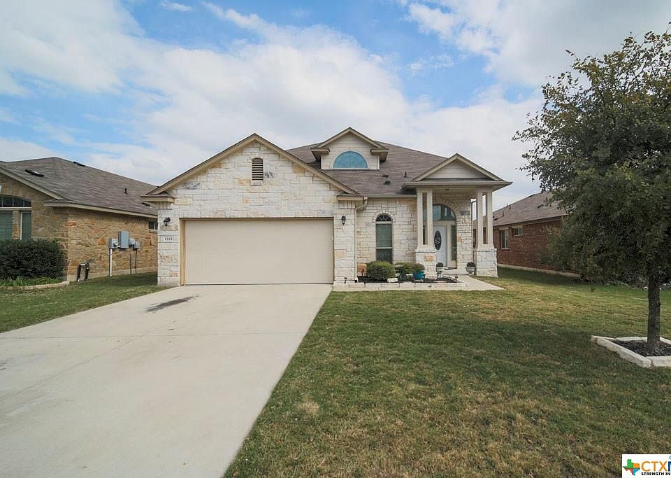 1st image of 1223 Fawn Lily Dr