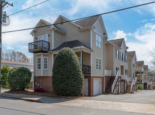 295 Holly Place Ct, Winston Salem, NC 27101
