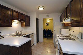 3rd image of 2810 Northampton Dr APT A1