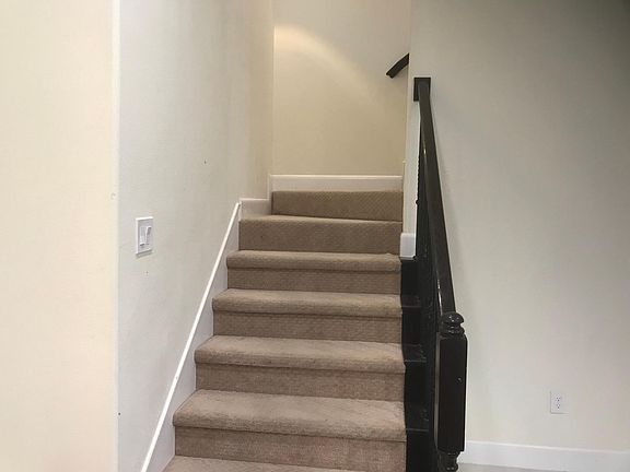 2nd image of 4415 Kennedy Ct
