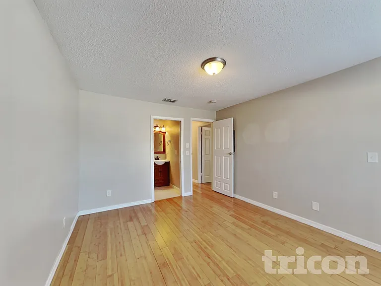 13344 Laraway Dr — Photo 6