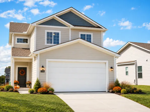 12426 S Redwood Ln, Lake Lotawana, MO 64086