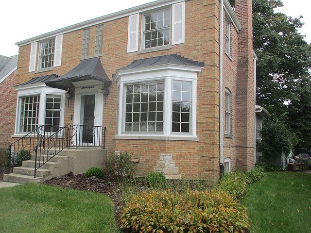 1st image of 1918 N 77th Ct