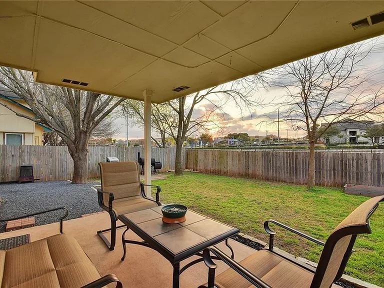 9112 Swanson Ln — Photo 22