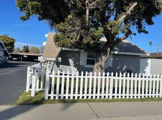 364 16th Pl #A, Costa Mesa, CA 92627