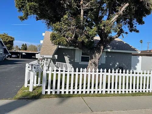 364 16th Pl #A Photo 1 364 16th Pl #A Photo 1