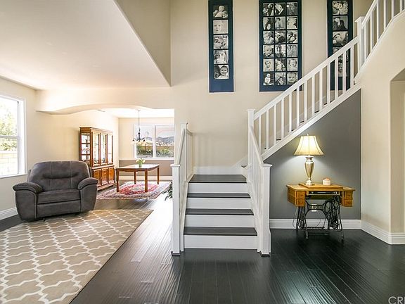 4th image of 27748 Mariposa Ln