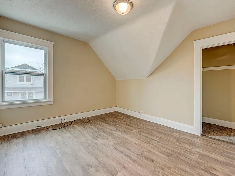 13091 Cedar Rd — Photo 18