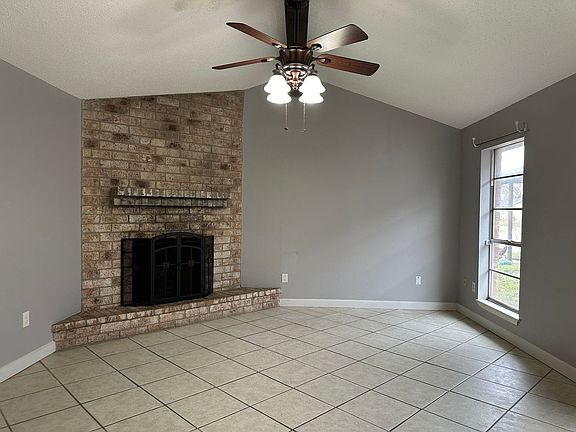 2nd image of 9525 Quetzal St