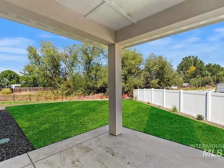 578 Hidden Mill Ct — Photo 35