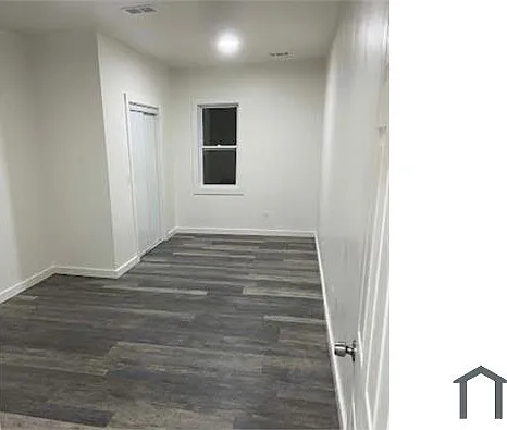 4555 Seebaldt St #2 — Photo 12