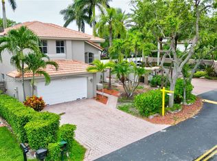 16356 SW 95th Ln, Miami, FL 33196