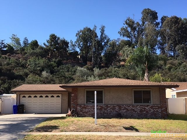1st image of 4671 Chateau Dr