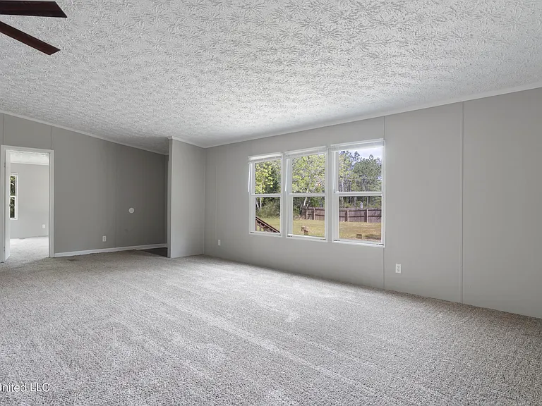 11612 Independence Rd — Photo 4