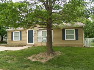 7916 NW 122nd Ct, Kansas City, MO 64163