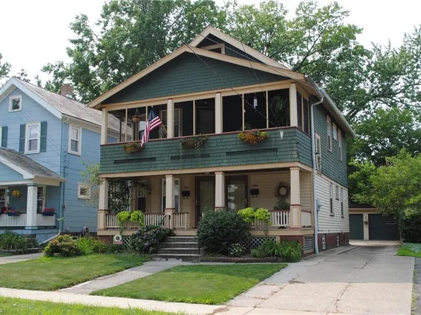 1292 Bonnieview Ave, Lakewood, OH 44107