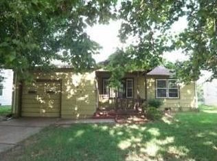 208 S German Ave, Haysville, KS 67060