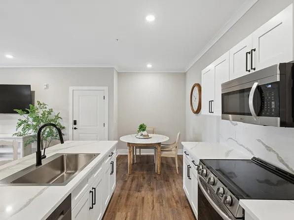 Pointe Grand Champions Village